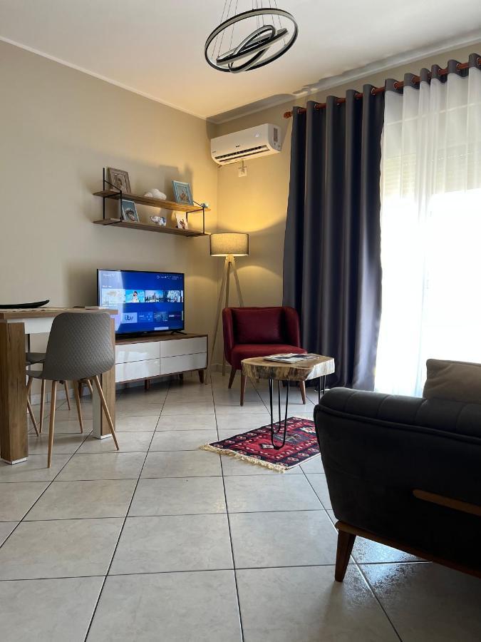 Numa Apartament Vlore Exterior photo